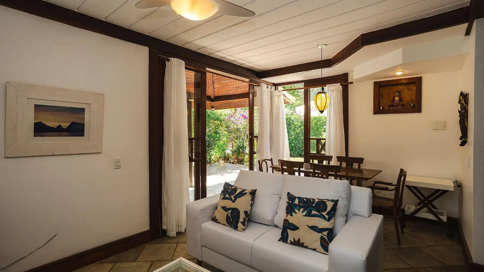 Casa Em Buzios: 3 Quartos, Varanda E Garagem |Vf32 Holiday home Armacao dos Buzios