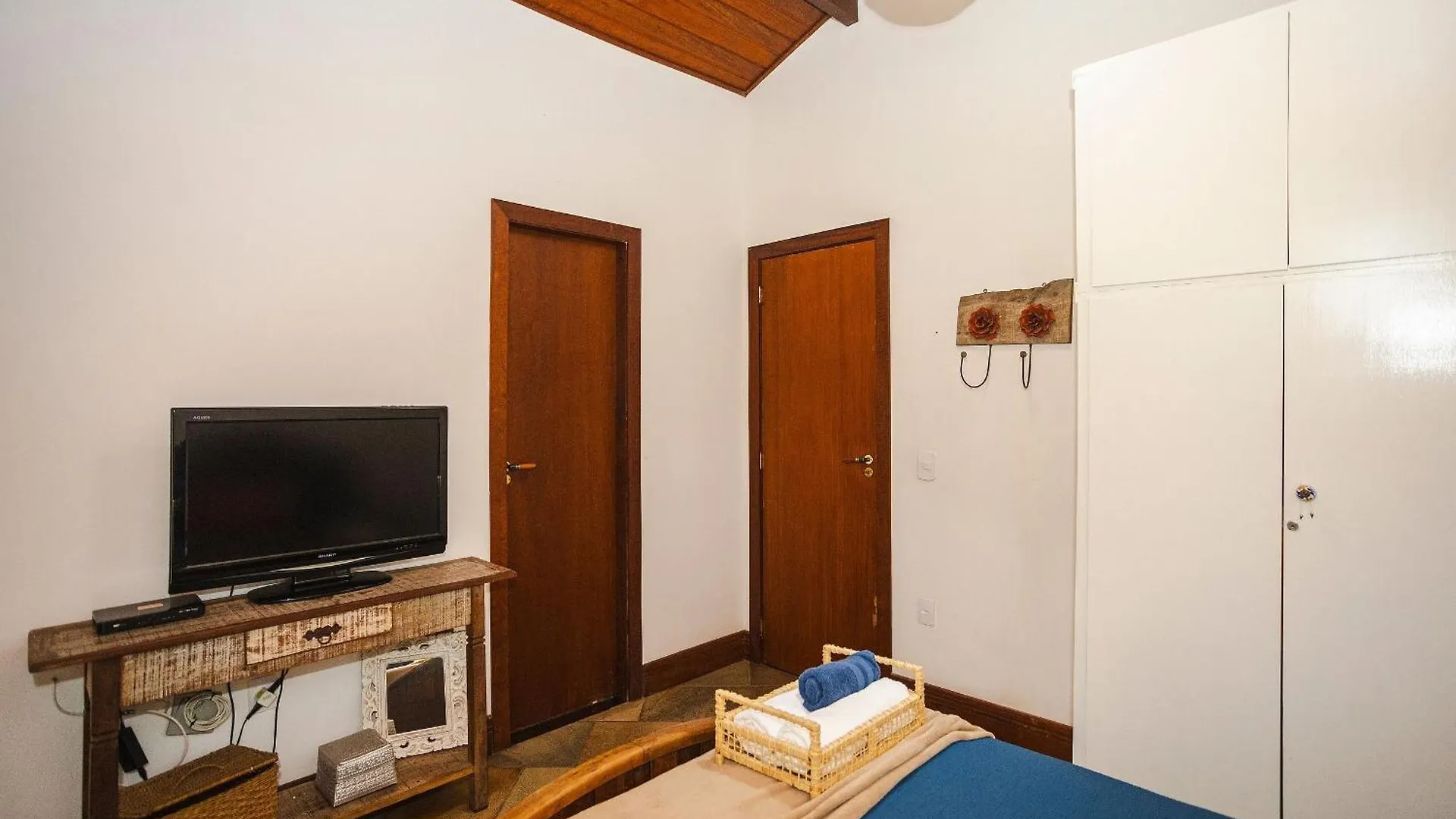 Casa Em Buzios: 3 Quartos, Varanda E Garagem |Vf32 Holiday home