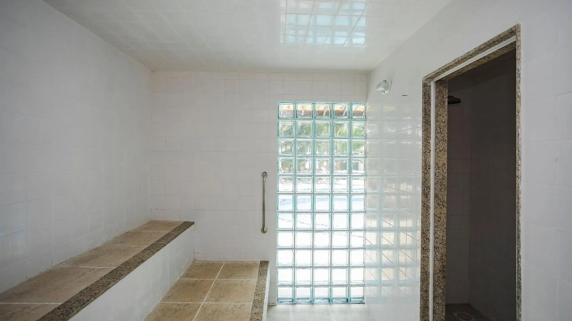 Casa Em Buzios: 3 Quartos, Varanda E Garagem |Vf32 Holiday home Armacao dos Buzios
