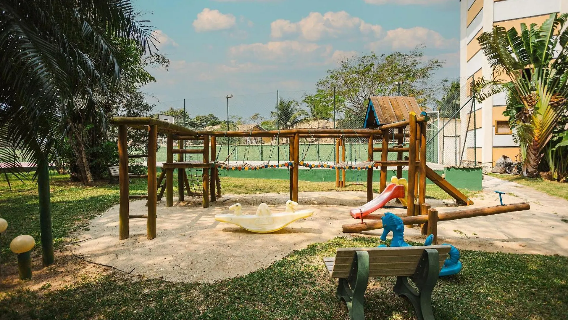 Casa Em Buzios: 3 Quartos, Varanda E Garagem |Vf32 0*, Armacao dos Buzios